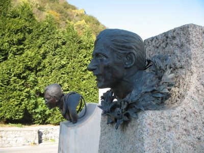 Statua_Coppi-Bartali_Ghisallo