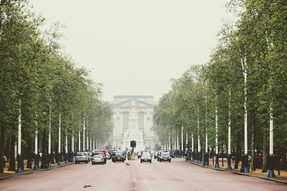 London 1932153 960 720 Bicycle Touring